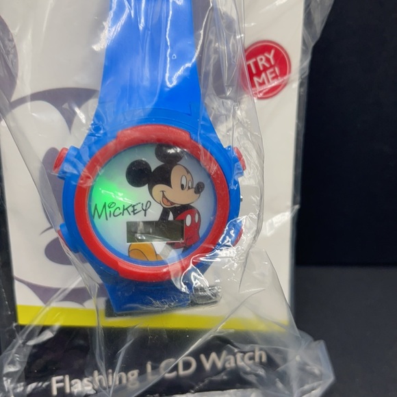 NIP Mickey Mouse LED Watch - Picture 5 of 5